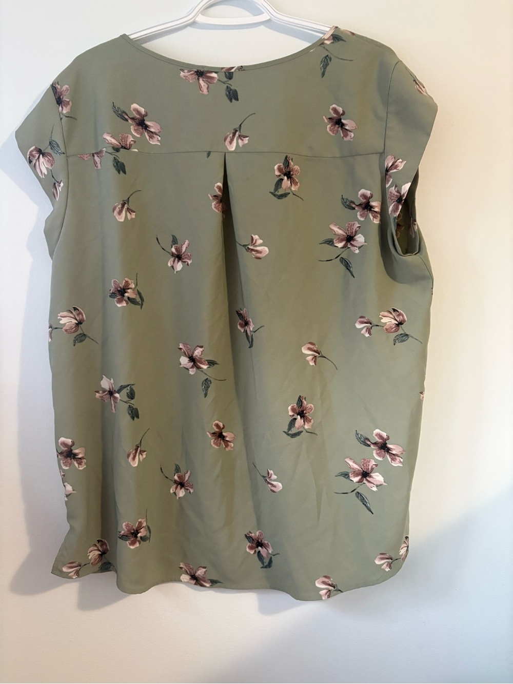 Dalia Sage Green Floral Pocket Blouse with Pink Blossoms - Picture 3 of 3